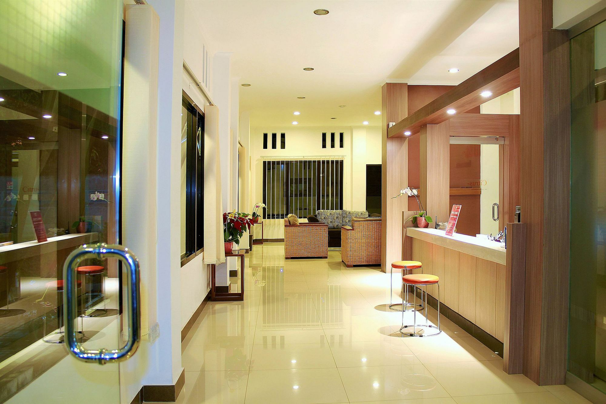 Zen Rooms Dumeling Bogor Exterior foto